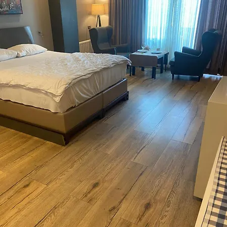 Hotel Yakamoz Tavsancil